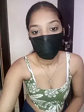 wrenlie – webcam model profile photo Image 6