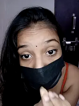 wrenlie – webcam model profile photo Image 9