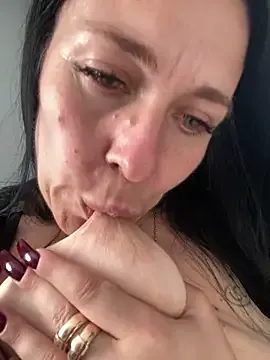 katrina_0143 – webcam model profile photo Image 13