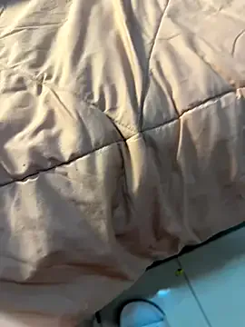 Yui-Ch – webcam model profile photo Image 18