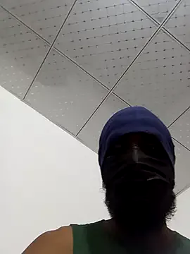 emyii – webcam model profile photo Image 18