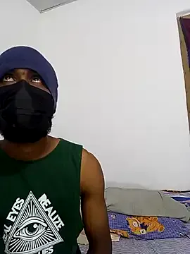 emyii – webcam model profile photo Image 9