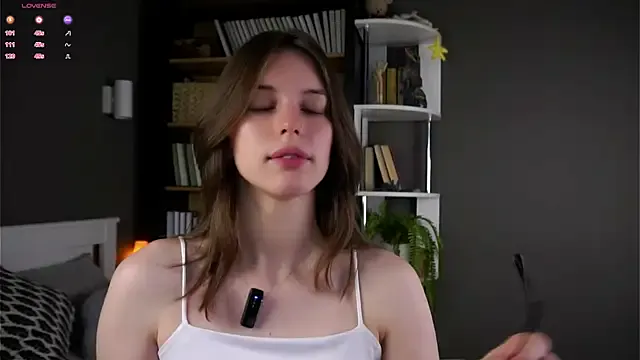 Sssonya – webcam model profile photo Image 8