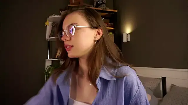 Sssonya – webcam model profile photo Image 9