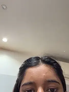 emyii – webcam model profile photo Image 6