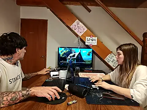 Yui-Ch – webcam model profile photo Image 5