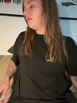 Yui-Ch – webcam model profile photo Image 13