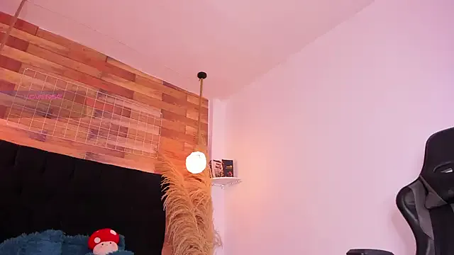 keirasworld – webcam model profile photo Image 19