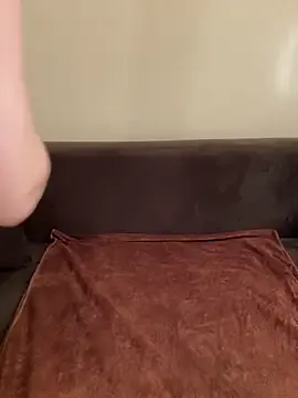 RebeccaSquirtsXXX – webcam model profile photo Image 9