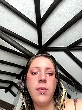 nide_xiaogou – webcam model profile photo Image 17