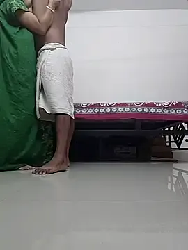 heyskylar – webcam model profile photo Image 12