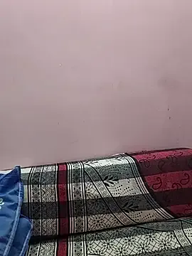 heyskylar – webcam model profile photo Image 7