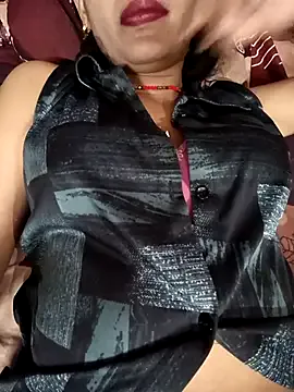 bunnyblondy – webcam model profile photo Image 7