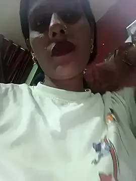 bunnyblondy – webcam model profile photo Image 9