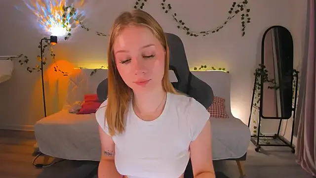 AftonConnett – webcam model profile photo Image 14