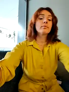 nayomi_34f – webcam model profile photo Image 15