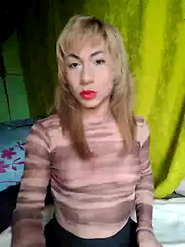 yourbirdy – webcam model profile photo Image 15