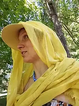 crazypaty – webcam model profile photo Image 3