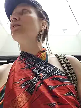 crazypaty – webcam model profile photo Image 6