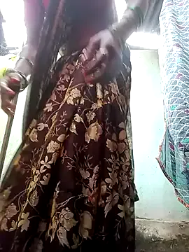 Kavya_KannadaTamil – webcam model profile photo Image 4