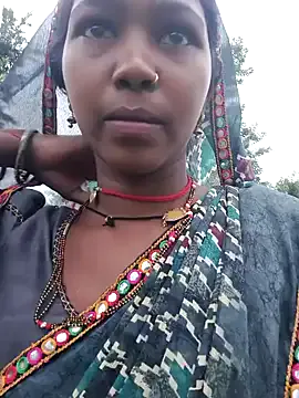 Kavya_KannadaTamil – webcam model profile photo Image 5