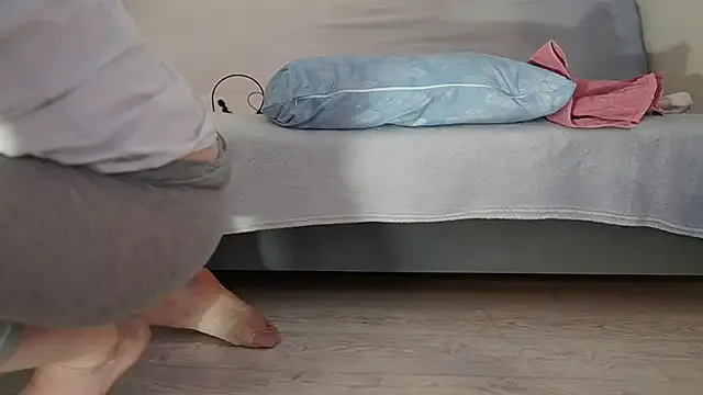 sarina7s – webcam model profile photo Image 17