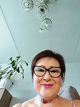 PumaShyXD – webcam model profile photo Image 12