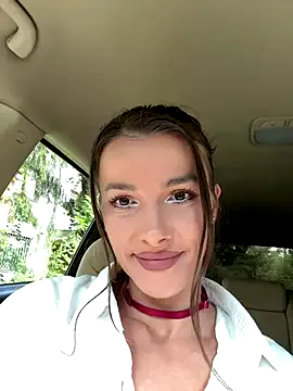 bunnyblondy – webcam model profile photo Image 2