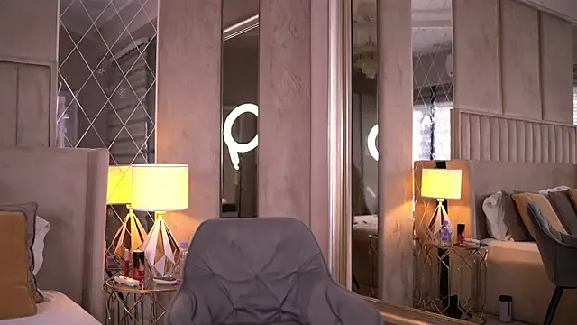 DestinyTurner – webcam model profile photo Image 13