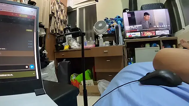 Yaya--728 – webcam model profile photo Image 2