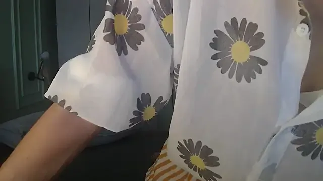 Sexy-ashi – webcam model profile photo Image 2