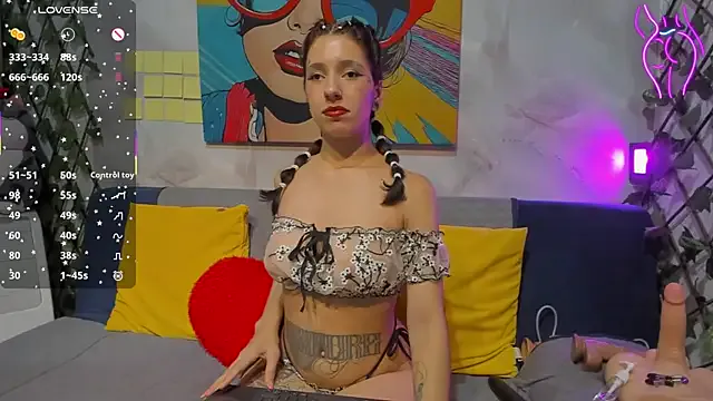 Lola_Hale – webcam model profile photo Image 13