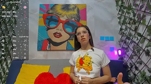 Lola_Hale – webcam model profile photo Image 3