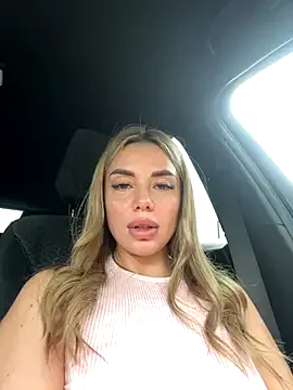 mc-Olivia – webcam model profile photo Image 13