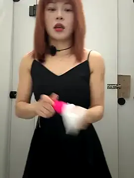 OksanaOcean – webcam model profile photo Image 3