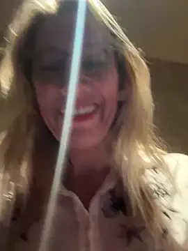 curvyflawless – webcam model profile photo Image 7