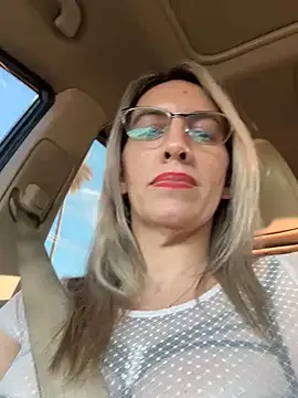 curvyflawless – webcam model profile photo Image 9