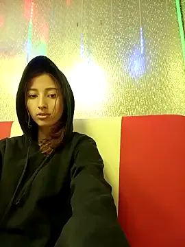 miistrip – webcam model profile photo Image 3