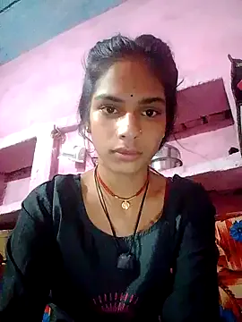 bunnyblondy – webcam model profile photo Image 3