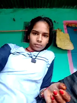 bunnyblondy – webcam model profile photo Image 9