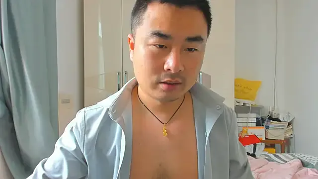 R-bonbon – webcam model profile photo Image 11