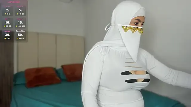 Asia-GoodLuck – webcam model profile photo Image 2