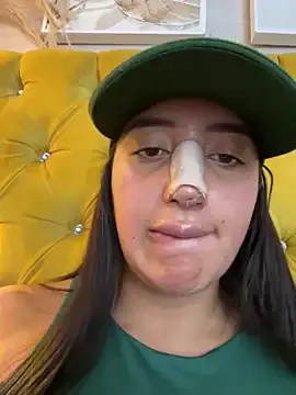 Desi_seductress – webcam model profile photo Image 2