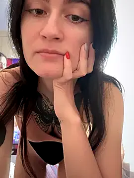 RosieSecret – webcam model profile photo Image 7