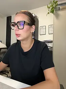 eli_sun – webcam model profile photo Image 14