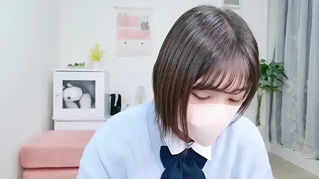 avroramy – webcam model profile photo Image 6