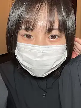 Yui-Ch – webcam model profile photo Image 4