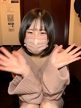 Yui-Ch – webcam model profile photo Image 7