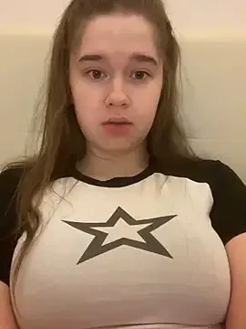 Latin_summer – webcam model profile photo Image 7