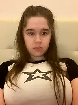 Latin_summer – webcam model profile photo Image 8